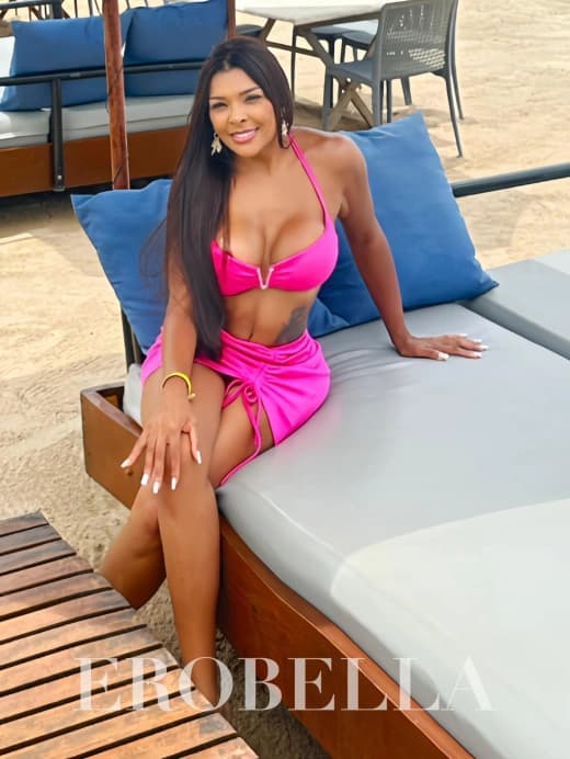 Sweet Energy, Confident Charm & A Truly Memorable Presence � independent escort in arnold uk